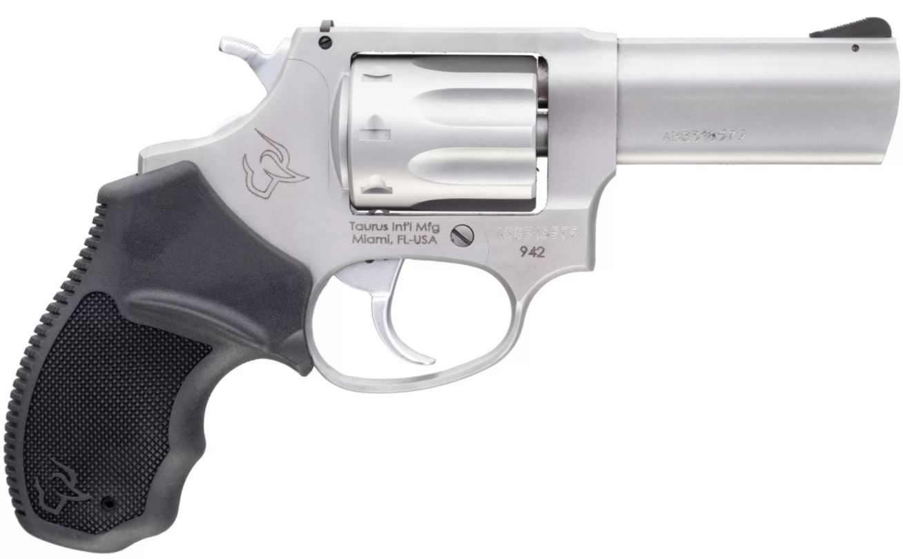 TAURUS 942 22LR 3" 8rd - Stainless