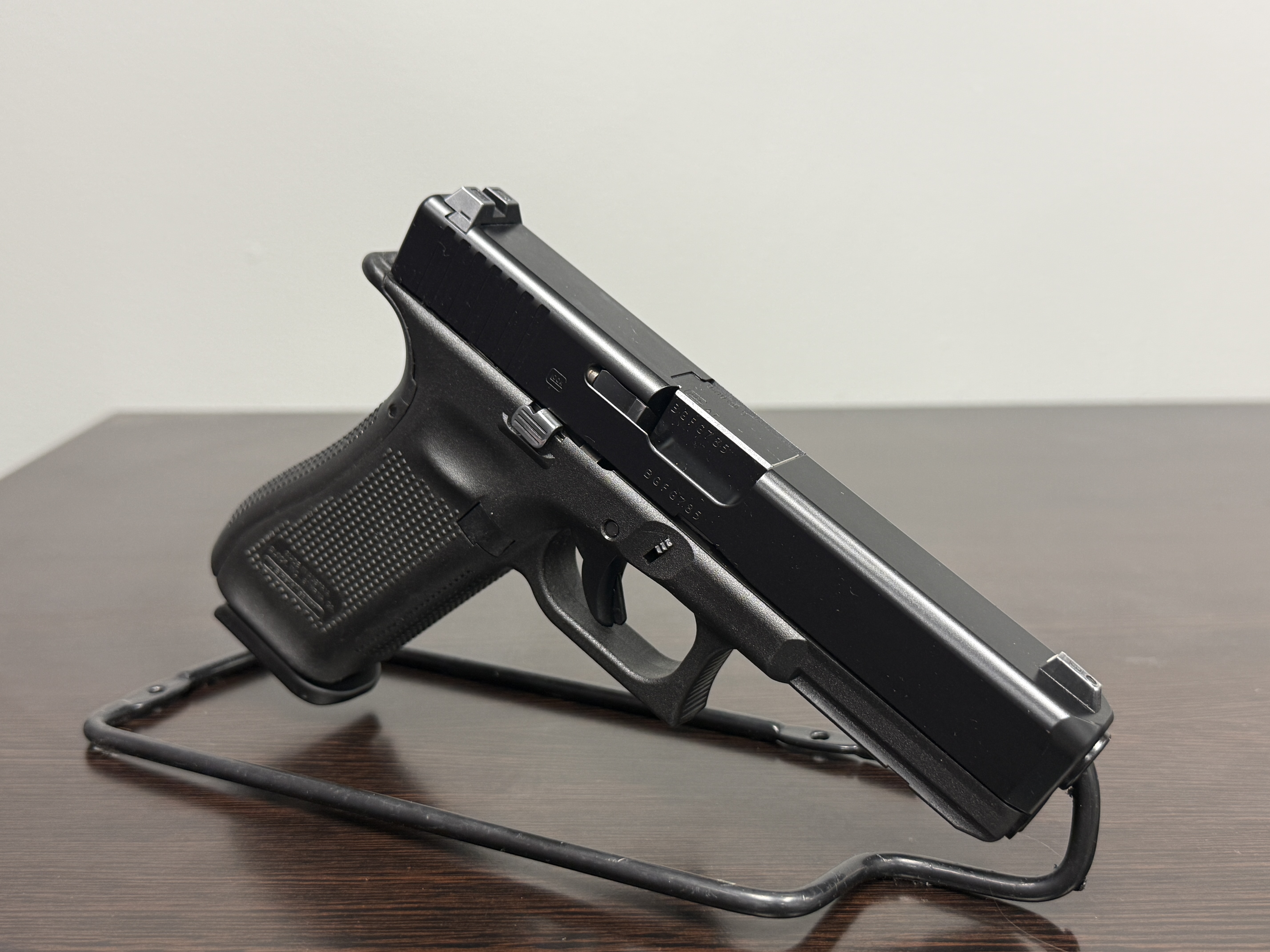 Glock Glock 17 Gen 5 Black 17 Rnd